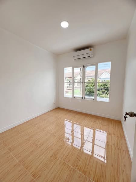 Busarin Rangsit, Pathum Thani, Khu Khot, Lam Luk Ka, Pathum Thani, 3 Bedrooms, 72 sqm, Townhouse For Sale, by ANUCHIT PHOCHAI, 500413327 - DDproperty.com