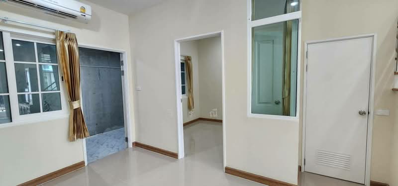 เช่าทาวน์โฮม 2 ชั้น พร้อมเฟอร์ครบในเมือง, Nakhon Ratchasima, Mun Wai, Muang Nakhon Ratchasima, Nakhon Ratchasima, 3 Bedrooms, 170 sqm, Townhouse For Rent, by วิรณี, 500413339 - DDproperty.com