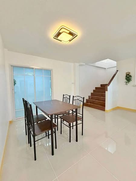 บ้านสวย 4 ห้องนอน หมู่บ้านบัวทอง 4 ถนนบ้านกล้วย บางบัวทอง รีโนเวทใหม่ ใกล้เซ็นทรัล เวสเกต, Nonthaburi, บ้านกล้วย - ไทรน้อย, Bang Bua Thong, Nonthaburi, 4 Bedrooms, 110 sqm, Townhouse For Sale, by บุษบากร (เจี๊ยบ), 500413386 - DDproperty.com