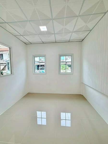 บ้านสวย 4 ห้องนอน หมู่บ้านบัวทอง 4 ถนนบ้านกล้วย บางบัวทอง รีโนเวทใหม่ ใกล้เซ็นทรัล เวสเกต, Nonthaburi, บ้านกล้วย - ไทรน้อย, Bang Bua Thong, Nonthaburi, 4 Bedrooms, 110 sqm, Townhouse For Sale, by บุษบากร (เจี๊ยบ), 500413386 - DDproperty.com