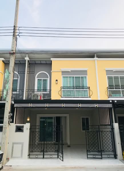 The Verona Village Rama 9-New Krungthepkrita, Bangkok, Patthana Chonabot 3 Road, Khlong Song Ton Nun, Lat Krabang, Bangkok, 2 Bedrooms, 140 sqm, Townhouse For Rent, by คุณวรพรรษสร ศศิโรจน์โสภณ, 500413407 - DDproperty.com