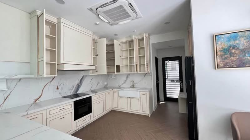Nantawan Rama 9 Srinakarin, Bangkok, 888 Krung Thep Kritha Rd, Saphan Sung, Bangkok, 4 Bedrooms, 378 sqm, Single Detached House For Sale, by Connex Property, 500413450 - DDproperty.com