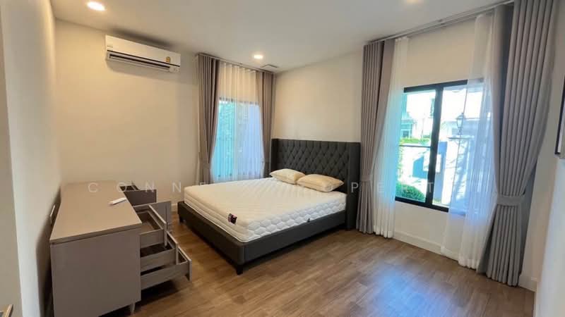Nantawan Rama 9 Srinakarin, Bangkok, 888 Krung Thep Kritha Rd, Saphan Sung, Bangkok, 4 Bedrooms, 378 sqm, Single Detached House For Sale, by Connex Property, 500413450 - DDproperty.com