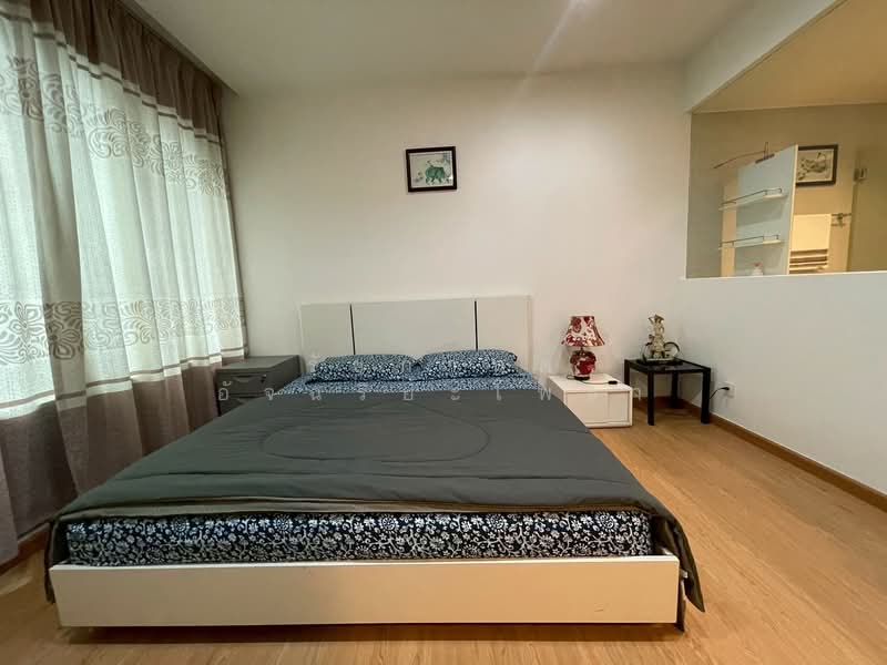 Siri At Sukhumvit, Bangkok, 902 Sukhumvit Road, Phra Kanong, Khlong Toei, Bangkok, 1 Bedroom, 50 sqm, Condo For Rent, by รัชกานต์ อัจฉริยะโพธา, 500413454 - DDproperty.com