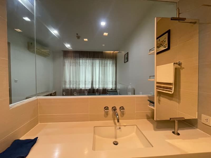 Siri At Sukhumvit, Bangkok, 902 Sukhumvit Road, Phra Kanong, Khlong Toei, Bangkok, 1 Bedroom, 50 sqm, Condo For Rent, by รัชกานต์ อัจฉริยะโพธา, 500413454 - DDproperty.com