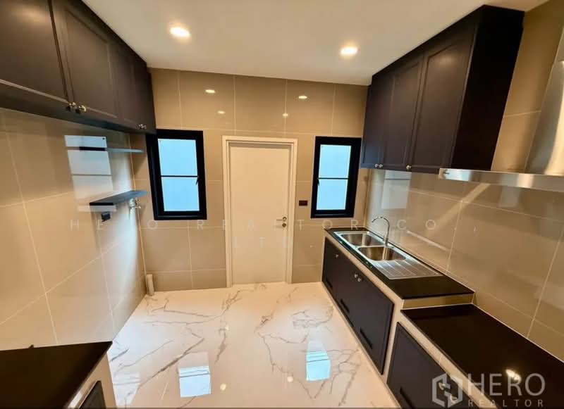 Setthasiri Don Mueang, Bangkok, 289 Soi Choet Wutthakat 9/1, Si Khan, Don Mueang, Bangkok, 4 Bedrooms, 249 sqm, Single Detached House For Rent, by Hero Realtor Co., Ltd., 500413523 - DDproperty.com