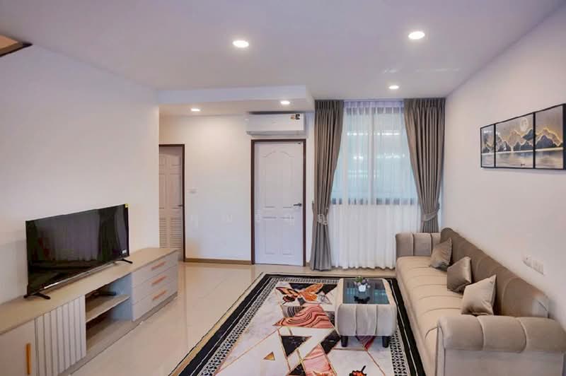 ซอยลาดพร้าว 96, Bangkok, Phlapphla, Wang Thonglang, Bangkok, 3 Bedrooms, 170 sqm, Townhouse For Sale, by คุณธัญญ่า, 500413540 - DDproperty.com