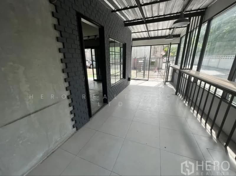 For Rent Retail Space 80 sqm BTS Phrom Phong, Bangkok BRE18886, กรุงเทพ, คลองตันเหนือ, วัฒนา, กรุงเทพ, 80 ตร.ม., พื้นที่ขายของ ให้เช่า, โดย Hero Realtor Co., Ltd., 500413543 - DDproperty.com