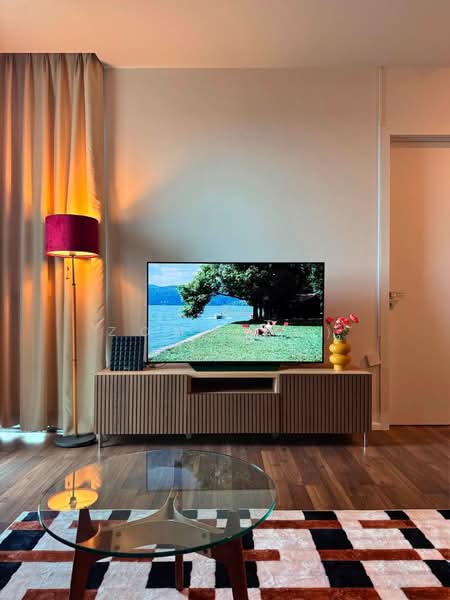 The Room Sukhumvit 62, Bangkok, 2288 Sukhumvit Road, Bang Chak, Phra Khanong, Bangkok, 2 Bedrooms, 76 sqm, Condo For Rent, by Zom (ส้ม), 500413569 - DDproperty.com