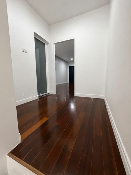 For Sale 2Storey Renovated Townhome – Movein Ready in, Bangkok, Lat Phrao, Bangkok, 2 Bedrooms, 90 sqm, Single Detached House For Sale, by คุณเกิ้ล, 500413572 - DDproperty.com