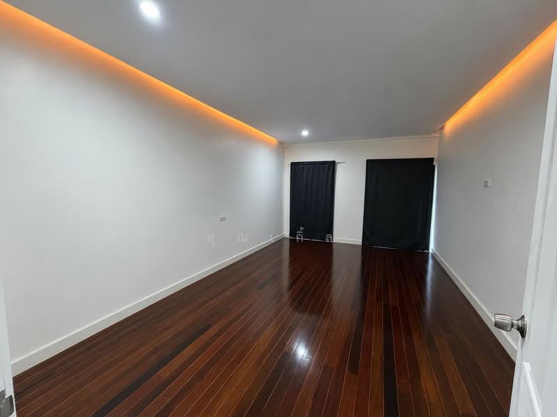 For Sale 2Storey Renovated Townhome – Movein Ready in, Bangkok, Lat Phrao, Bangkok, 2 Bedrooms, 90 sqm, Single Detached House For Sale, by คุณเกิ้ล, 500413572 - DDproperty.com