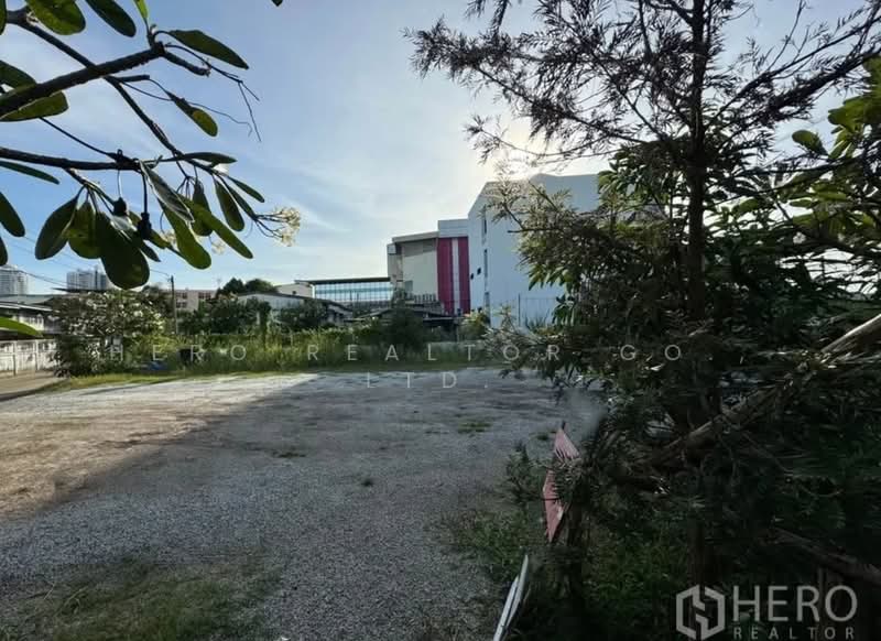 ให้เช่าที่ดินเปล่า 168 ตรว. ใกล้ถนนบางนา-ตราด กม.1.5 กรุงเทพ HRE01070, กรุงเทพ, บางนาใต้, บางนา, กรุงเทพ, 672 ตร.ม., ที่ดิน ให้เช่า, โดย Hero Realtor Co., Ltd., 500413586 - DDproperty.com