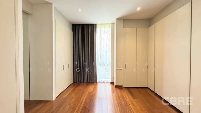 Single House on Soi Phaholyothin 11, Bangkok, Phaya Thai, Bangkok, 3 Bedrooms, 180 sqm, Single Detached House For Sale, by Praphinleeya Phuengkhuankhan, 500413587 - DDproperty.com