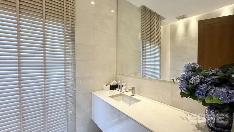 Single House on Soi Phaholyothin 11, Bangkok, Phaya Thai, Bangkok, 3 Bedrooms, 180 sqm, Single Detached House For Sale, by Praphinleeya Phuengkhuankhan, 500413587 - DDproperty.com