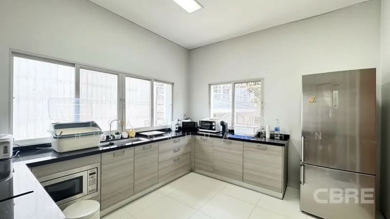 Single House on Soi Phaholyothin 11, Bangkok, Phaya Thai, Bangkok, 3 Bedrooms, 180 sqm, Single Detached House For Sale, by Praphinleeya Phuengkhuankhan, 500413587 - DDproperty.com