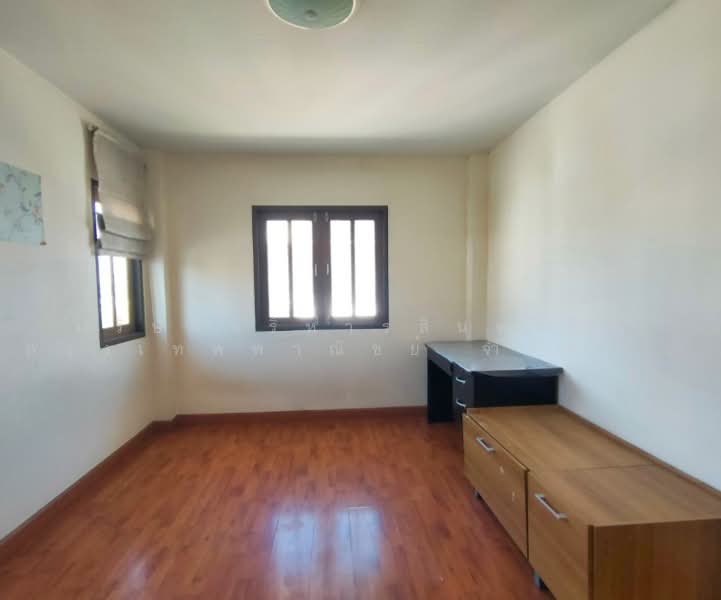 Living Nara Ramkhamhaeng-Suvarnabhumi, Bangkok, Khlong Song Ton Nun, Lat Krabang, Bangkok, 3 Bedrooms, 140 sqm, Single Detached House For Sale, by Bangkok Commercial Asset Management Com, 500413590 - DDproperty.com