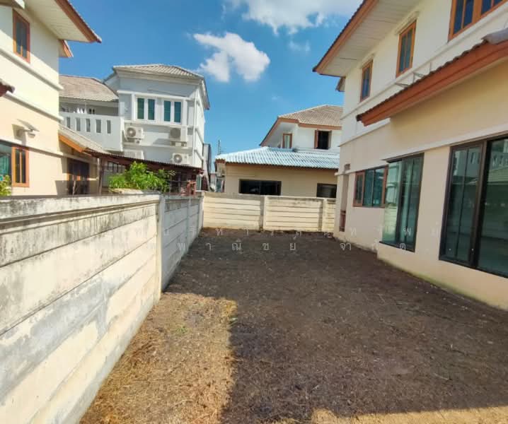 Living Nara Ramkhamhaeng-Suvarnabhumi, Bangkok, Khlong Song Ton Nun, Lat Krabang, Bangkok, 3 Bedrooms, 140 sqm, Single Detached House For Sale, by Bangkok Commercial Asset Management Com, 500413590 - DDproperty.com