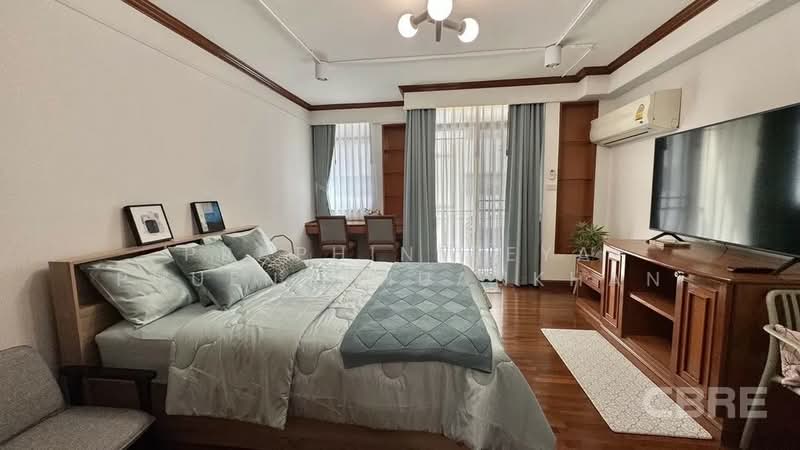 Pipat Place, Bangkok, 37 Soi Sathon 6, Silom, Bang Rak, Bangkok, 1 Bedroom, 32 sqm, Condo For Sale, by Praphinleeya Phuengkhuankhan, 500413592 - DDproperty.com