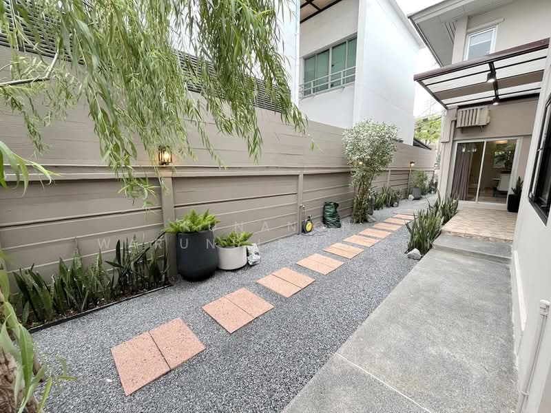 Detached House for Sale 3 BR 4Bath 81 Sqw Near MRT & Airport Link-Huamak, Bangkok, พัฒนาการ, Suan Luang, Bangkok, 3 Bedrooms, 290 sqm, Single Detached House For Sale, by Kunanon Warunsirithorn, 500413597 - DDproperty.com