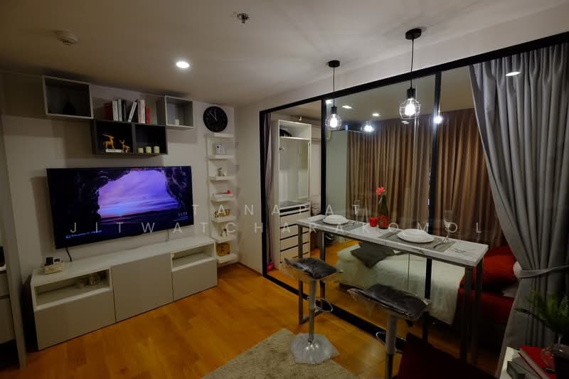 Noble Revo Silom, Bangkok, 88 Soi Surasak Surasak Road, Silom, Bang Rak, Bangkok, 1 Bedroom, 34 sqm, Condo For Rent, by Tanapat Jitwatcharakomol, 500413598 - DDproperty.com