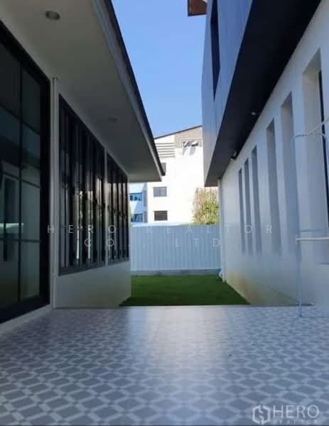 For Rent 5-Bedroom Detached House near BTS Bang Chak, Bangkok BRE23079, Bangkok, สุขุมวิท, Bang Chak, Phra Khanong, Bangkok, 5 Bedrooms, 600 sqm, Single Detached House For Sale, by Hero Realtor Co., Ltd., 500413627 - DDproperty.com
