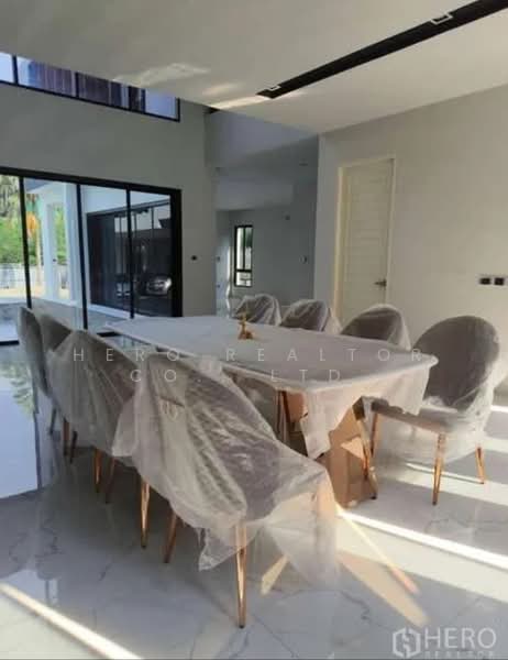 For Rent 5-Bedroom Detached House near BTS Bang Chak, Bangkok BRE23079, Bangkok, สุขุมวิท, Bang Chak, Phra Khanong, Bangkok, 5 Bedrooms, 600 sqm, Single Detached House For Sale, by Hero Realtor Co., Ltd., 500413627 - DDproperty.com