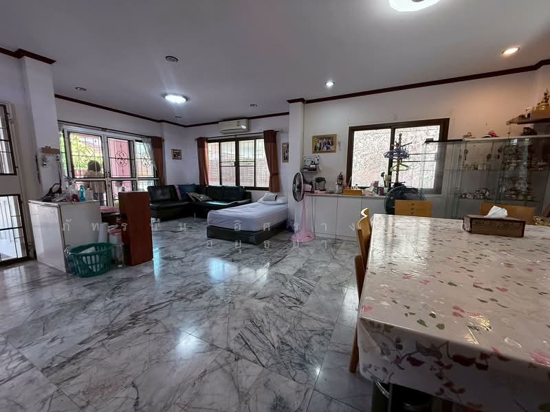 หมู่บ้านเฟื่องสุข4, Nonthaburi, Lam Pho, Bang Bua Thong, Nonthaburi, 3 Bedrooms, 210 sqm, Single Detached House For Sale, by ภัทรนัน อิศรางกูร ณ อยุธยา, 500413648 - DDproperty.com
