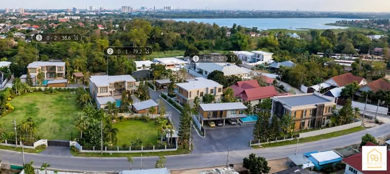 98 Lakeville @ Pornprapanimit 36 Luxury Pool Villa for Sale Near Mabprachan Lake, Pattaya, Chon Buri (Pattaya), Soi Pornprapanimit 36, Poong, Bang Lamung (Pattaya), Chon Buri (Pattaya), 4 Bedrooms, 720 sqm, Villa For Sale, by อุรารัตน์ อิทธิพูนธนกร, 500413668 - DDproperty.com