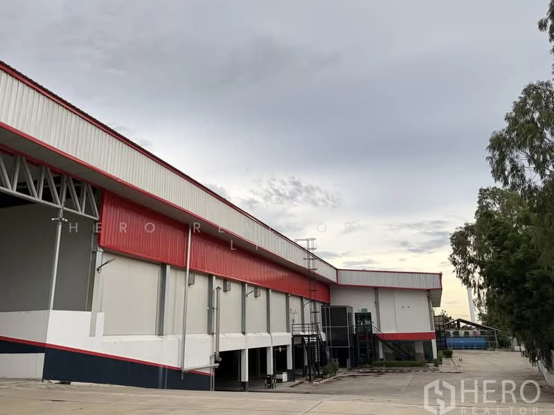 For sale Factory 7300 sq.m. in Map Khae, Mueang Nakhon Pathom, Nakhon Pathom HRE01068, Nakhon Pathom, Map Khae, Muang Nakhon Pathom, Nakhon Pathom, , 73,000 sqm, Warehouse/Factory For Sale, by Hero Realtor Co., Ltd., 500413684 - DDproperty.com
