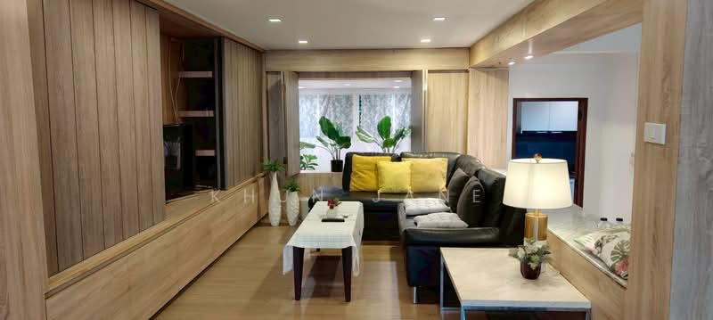 Townhouse for Rent in Ekkamai (SPSJP495), Bangkok, สุขุมวิท, Phra Kanong Nua, Watthana, Bangkok, 5 Bedrooms, 300 sqm, Townhouse For Rent, by Khun Jane, 500413692 - DDproperty.com