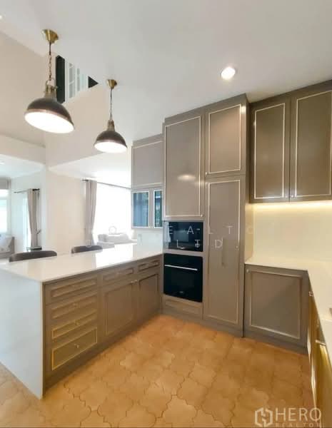 Fantasia Villa 4, Bangkok, Soi Bangna-Trad 33, Bang Na, Bangkok, 4 Bedrooms, 350 sqm, Single Detached House For Rent, by Hero Realtor Co., Ltd., 500413699 - DDproperty.com