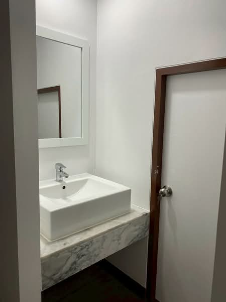 Von Napa Sukhumvit 38, Bangkok, Soi Sukhumvit 38, Phra Kanong, Khlong Toei, Bangkok, 2 Bedrooms, 105 sqm, Condo For Rent, by ศิริวรรณ เผือกใจแผ้ว, 500413700 - DDproperty.com