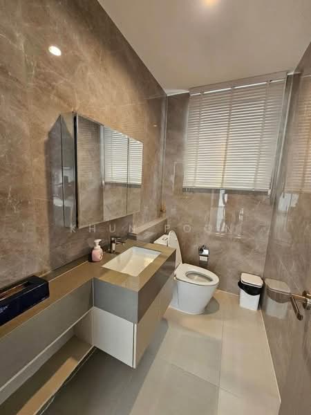 Aerie Srinakarin-Krungthepkreetha, Bangkok, Srinakarin - Romklao Road, Khlong Song Ton Nun, Lat Krabang, Bangkok, 5 Bedrooms, 350 sqm, Single Detached House For Sale, by Khun Poon, 500413721 - DDproperty.com