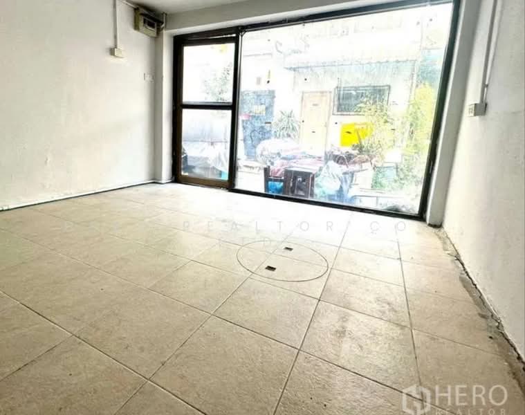 For rent Retail Space 70 sqm in Khlong Toei Nuea, Watthana, Bangkok BTS Asok BRE23339, กรุงเทพ, คลองเตยเหนือ, วัฒนา, กรุงเทพ, 70 ตร.ม., ตึกแถว-อาคารพาณิชย์ ให้เช่า, โดย Hero Realtor Co., Ltd., 500413748 - DDproperty.com