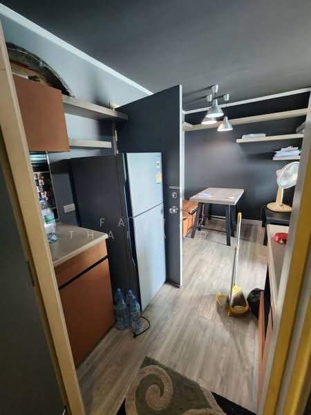 Lumpini Park Rama 9-Ratchada, Bangkok, 888 Chaturathit Road, Bang Kapi, Huai Khwang, Bangkok, 1 Bedroom, 30 sqm, Condo For Sale, by Fazwaz (Thailand) Co., Ltd., 500413785 - DDproperty.com