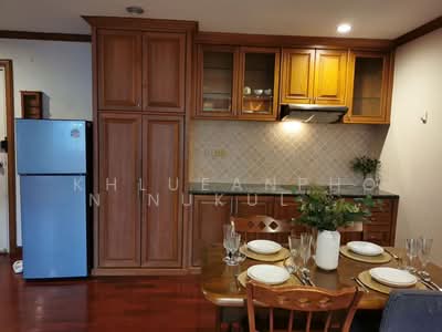 For Rent - Park Ploenchit, Bangkok