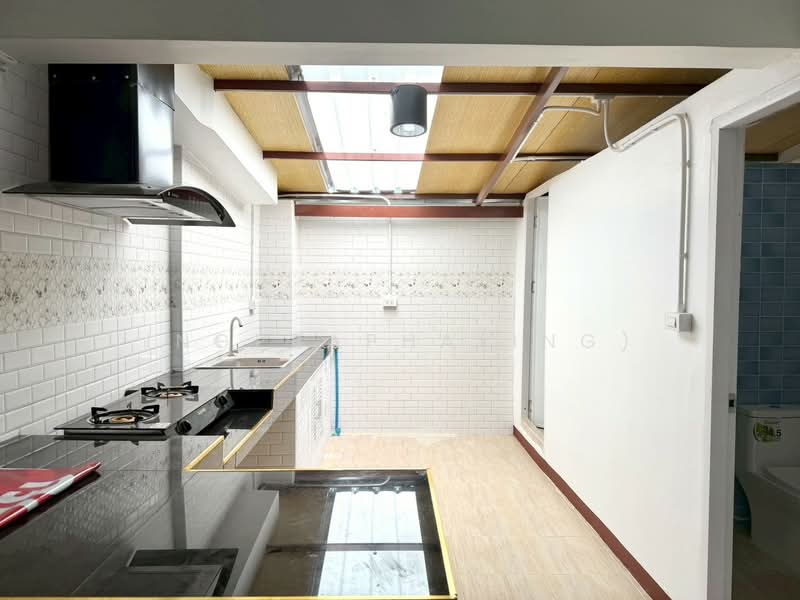 ขายบ้านรีโนเวทใหม่ หมู่บ้านกานดา เพชรเกษม81 (Kanda Phetkasem81), Bangkok, Nong Kham, Nong Khaem, Bangkok, 2 Bedrooms, 64 sqm, Townhouse For Sale, by Ingprapha(Ing), 500413797 - DDproperty.com
