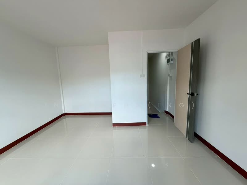 ขายบ้านรีโนเวทใหม่ หมู่บ้านกานดา เพชรเกษม81 (Kanda Phetkasem81), กรุงเทพ, หนองแขม, กรุงเทพ, 64 ตร.ม., ทาวน์เฮ้าส์ ขาย, โดย Ingprapha(Ing), 500413797 - DDproperty.com