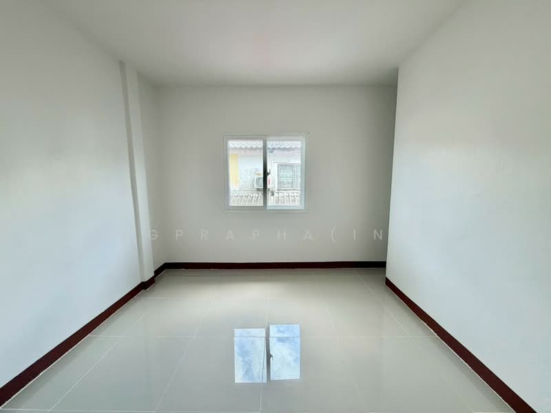 ขายบ้านรีโนเวทใหม่ หมู่บ้านกานดา เพชรเกษม81 (Kanda Phetkasem81), Bangkok, Nong Kham, Nong Khaem, Bangkok, 2 Bedrooms, 64 sqm, Townhouse For Sale, by Ingprapha(Ing), 500413797 - DDproperty.com