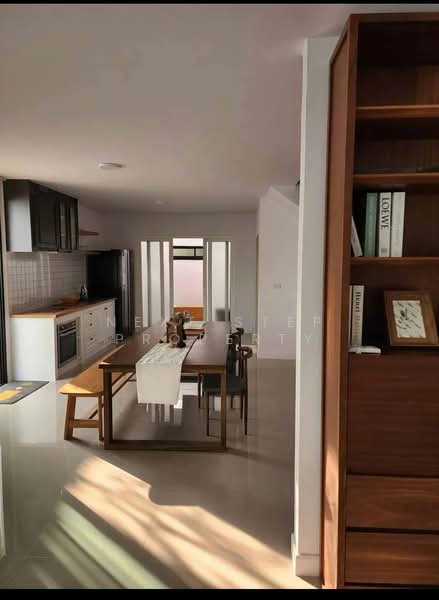 Areeya Mandarina Sukhumvit 77, Bangkok, Sukhumvit 77 Road (On Nut), Suan Luang, Bangkok, 4 Bedrooms, 380 sqm, Townhouse For Rent, by Next Step Property, 500413807 - DDproperty.com