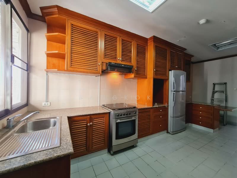 Le Premier 1, Bangkok, 13 Soi Sukhumvit 23, Khlongtoei Nua, Watthana, Bangkok, 3 Bedrooms, 358 sqm, Condo For Sale, by Bangkok Residential, 500413814 - DDproperty.com