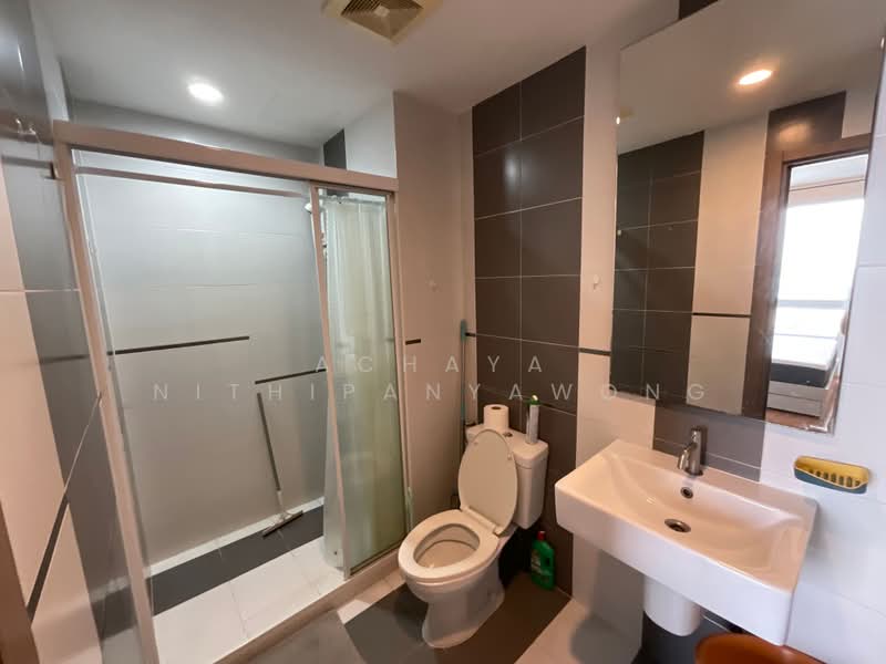 The Base Sukhumvit 77, Bangkok, 289 Sukhumvit 77 Road, Phra Kanong Nua, Watthana, Bangkok, 1 Bedroom, 36 sqm, Condo For Rent, by Achaya Nithipanyawong, 500413829 - DDproperty.com