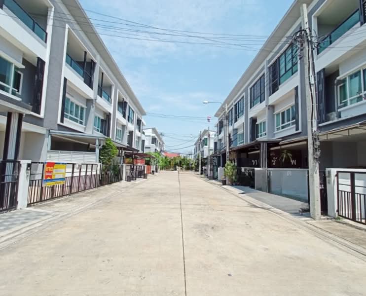 The Ricco Town Watcharapol, Bangkok, Ruammit Pattana, Khlong Tan Nuea, Tha Rang, Bang Khen, Bangkok, Studio, 170 sqm, Townhouse For Sale, by Bangkok Commercial Asset Management Com, 500413835 - DDproperty.com