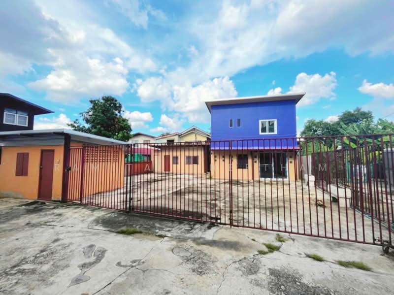 3-BR House, Bangkok, Chim Plee, Taling Chan, Bangkok, 3 Bedrooms, 170 sqm, Single Detached House For Rent, by Ramita Theptham, 500413850 - DDproperty.com