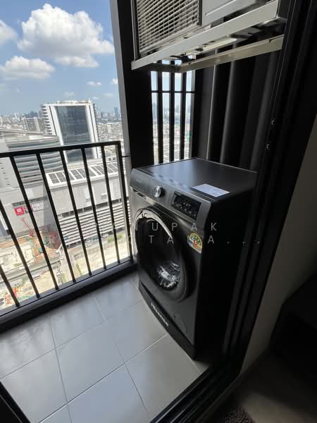 Nue District R9, Bangkok, 59 Rama 9 Road, Huai Khwang, Bangkok, 1 Bedroom, 26 sqm, Condo For Rent, by Panupak Reungtanasarn, 500413853 - DDproperty.com