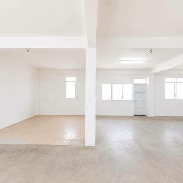 4-Storey Commercial Building, Ratchadaphisek, Near MRT Rama 9, Bangkok, Din Daeng, Bangkok, , 900 sqm, Shophouse For Rent, by Aspire Real Estate Agency Co., Ltd., 500413869 - DDproperty.com