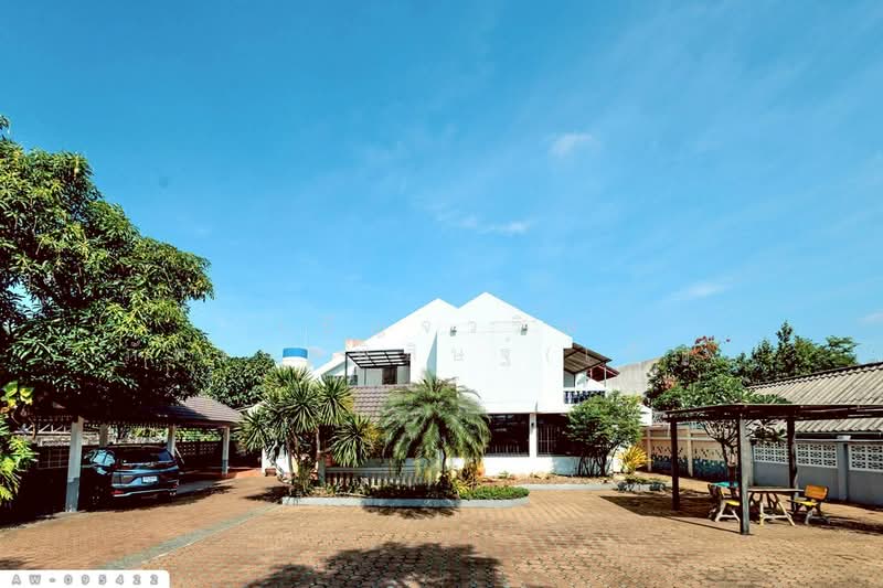 Land with buildings, 213.2 sq.w., located on Ratchauthit Road (District 8 area) AW-095422, Songkhla, Hat-Yai, Hat Yai, Songkhla, , 852 sqm, Land For Sale, by Benchawarin Pakkawetppisit, 500413919 - DDproperty.com