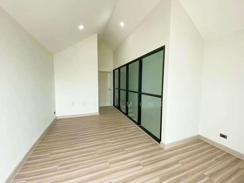 For Rent | SPACE Home Office Sukhumvit 101/1 | 4-Storey Corner Unit (SPSMG70), Bangkok, วชิรธรรมสาธิต, Bang Chak, Phra Khanong, Bangkok, 3 Bedrooms, 237 sqm, Townhouse For Rent, by Khun Ming, 500413964 - DDproperty.com