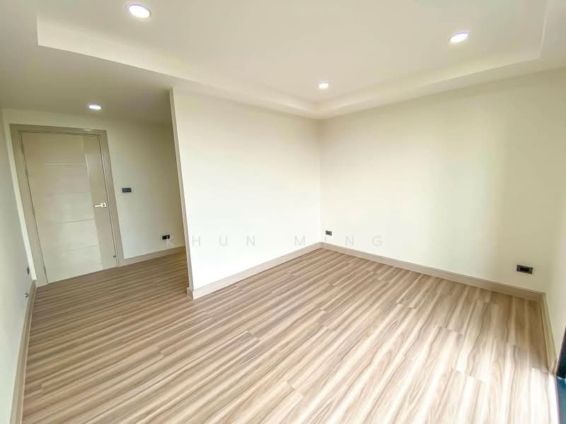 For Rent | SPACE Home Office Sukhumvit 101/1 | 4-Storey Corner Unit (SPSMG70), Bangkok, วชิรธรรมสาธิต, Bang Chak, Phra Khanong, Bangkok, 3 Bedrooms, 237 sqm, Townhouse For Rent, by Khun Ming, 500413964 - DDproperty.com