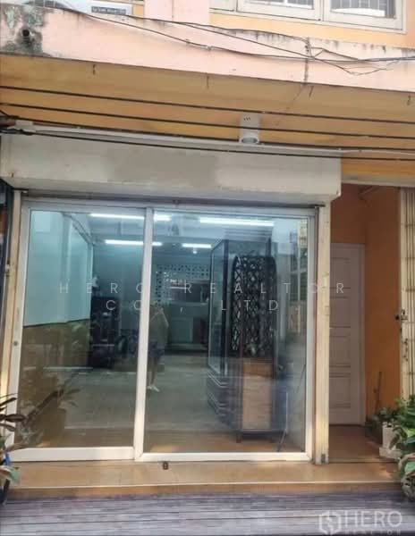 For Sale Shophouse 192 sqm near BTS Bang Chak, Phra Khanong Bangkok HRE01043, Bangkok, Bang Chak, Phra Khanong, Bangkok, , 192 sqm, Shophouse For Sale, by Hero Realtor Co., Ltd., 500414017 - DDproperty.com